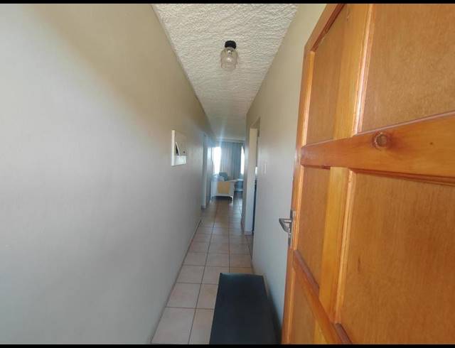 2 BEDROOM PROPERTY TO RENT IN PRETORIA NORTH